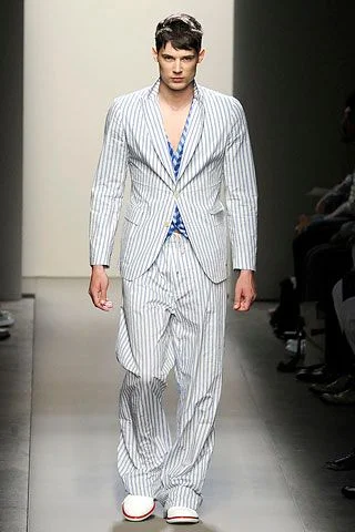 Look 3